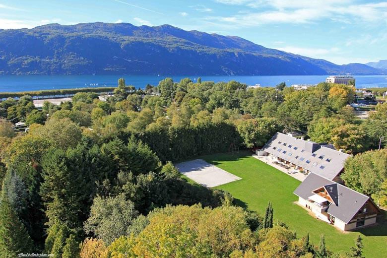 auberge de jeunesse aix-les-bains