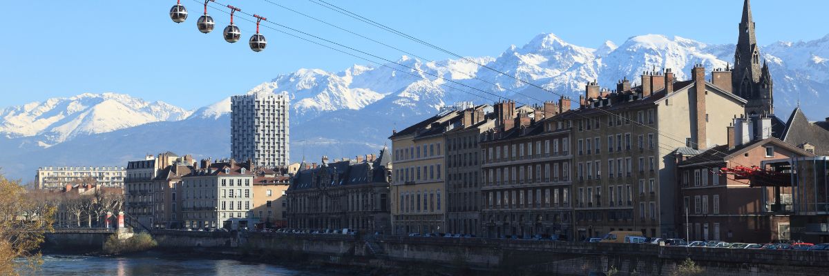 Grenoble-SiteHI-Banniere-Hiver auberge de jeunesse Grenoble
