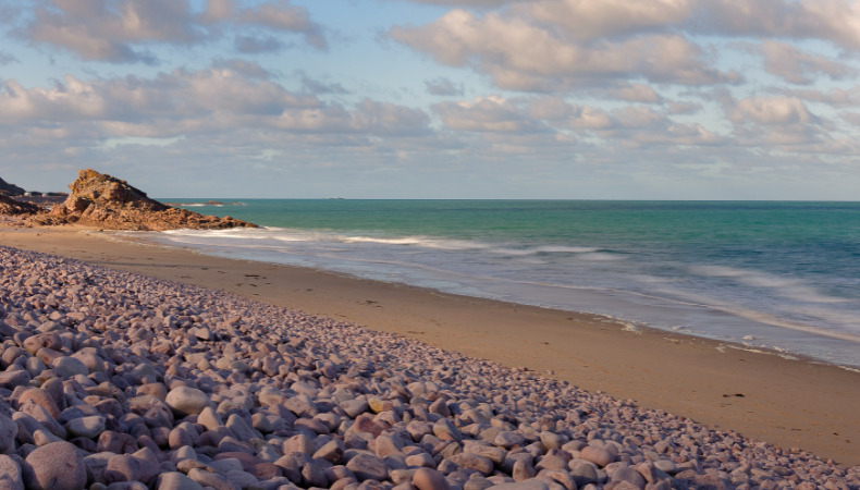 plage destination saint brieuc bretagne