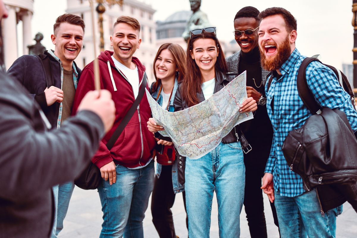 touristes joyeux