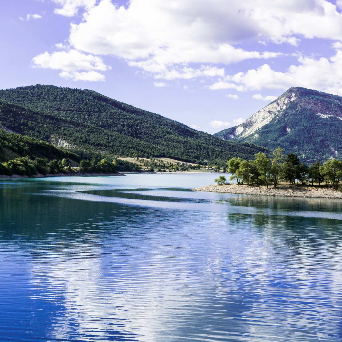 lac Castillon lac dans le verdon